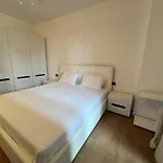 Downtown Grand Comfort شقة تيرانا
