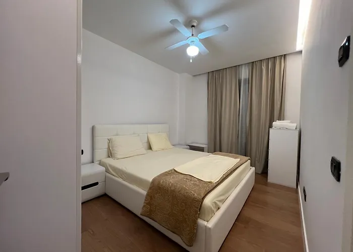 Downtown Grand Comfort * Tirana