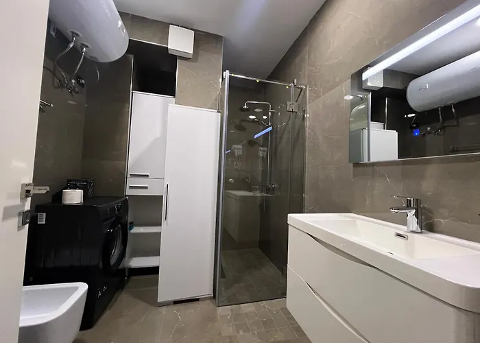 Downtown Grand Comfort Tirana